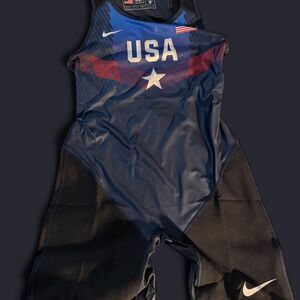 Nike Women's Singlet